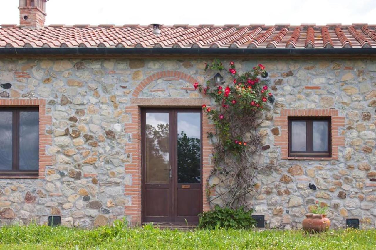 Agriturismo Fattoria Di Statiano Pomarance Eksteriør billede